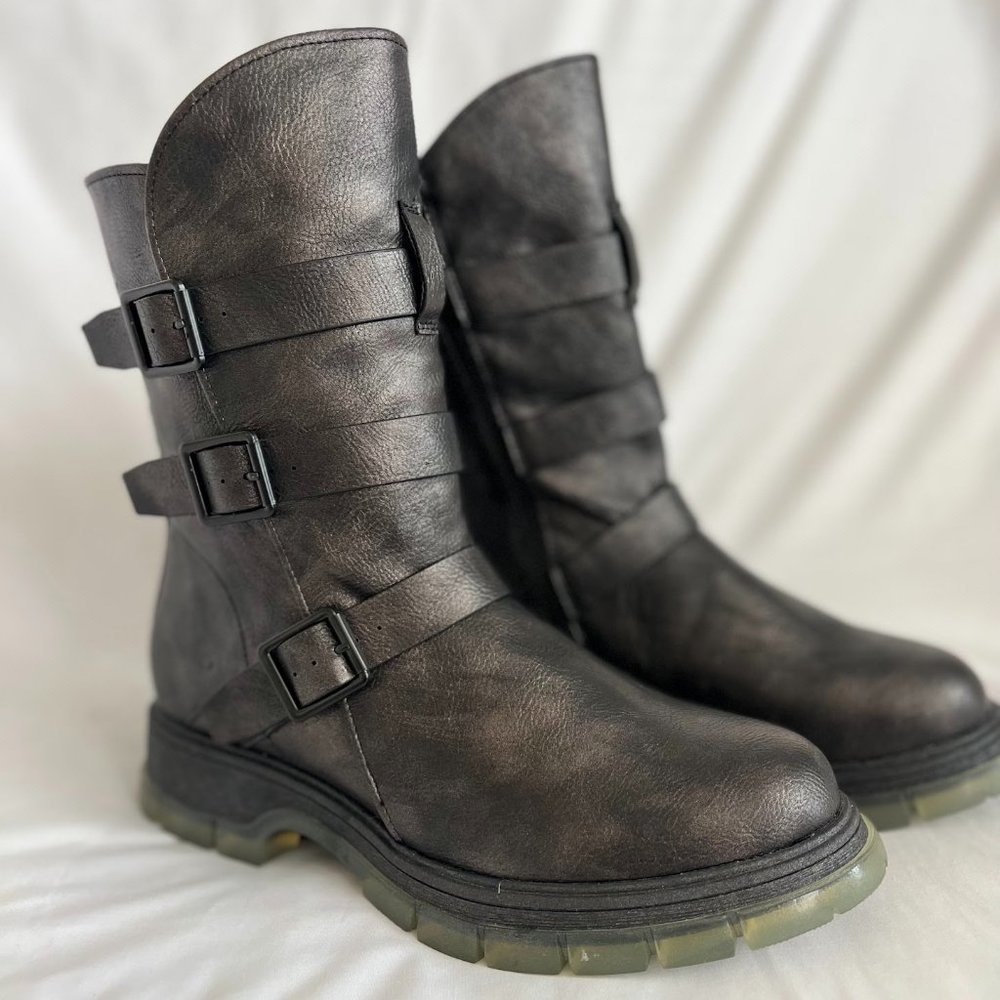 MIA three buckle boots